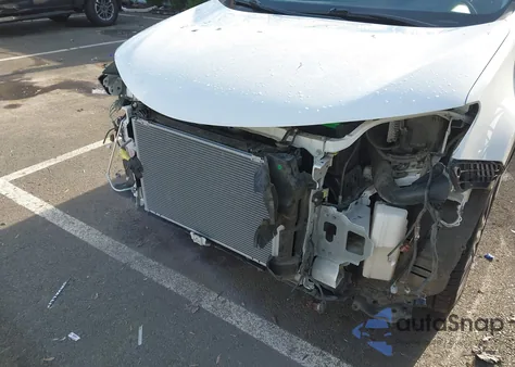 2017 Toyota Rav4 Le z USA, uszkodzony, nr VIN JTMBFREV2HJ141531